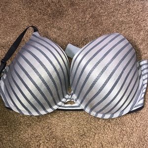 Victoria’s Secret bra